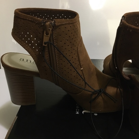 a.n.a Tasha women’s zip peep toe block heels booti - Picture 7 of 13